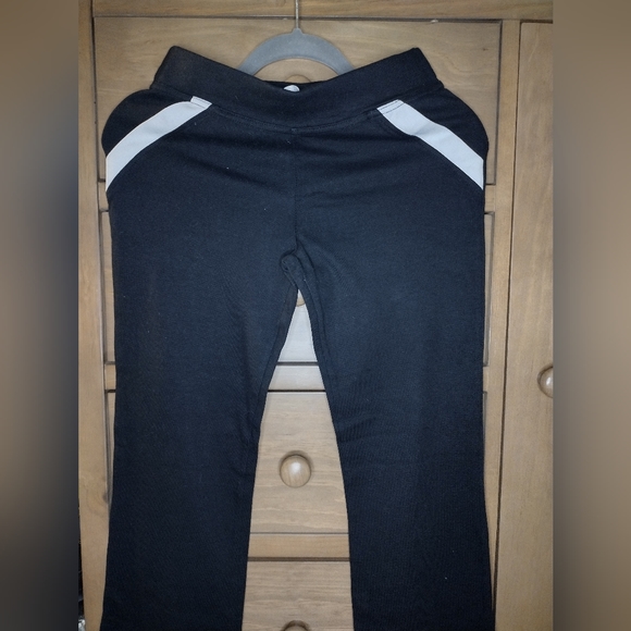 G.W. SPORT PANTS 95% COTTON 5% SPANDEX SIZE SMALL - Picture 1 of 1